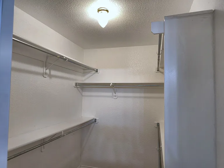 8629 Lariat Cir — Photo 1