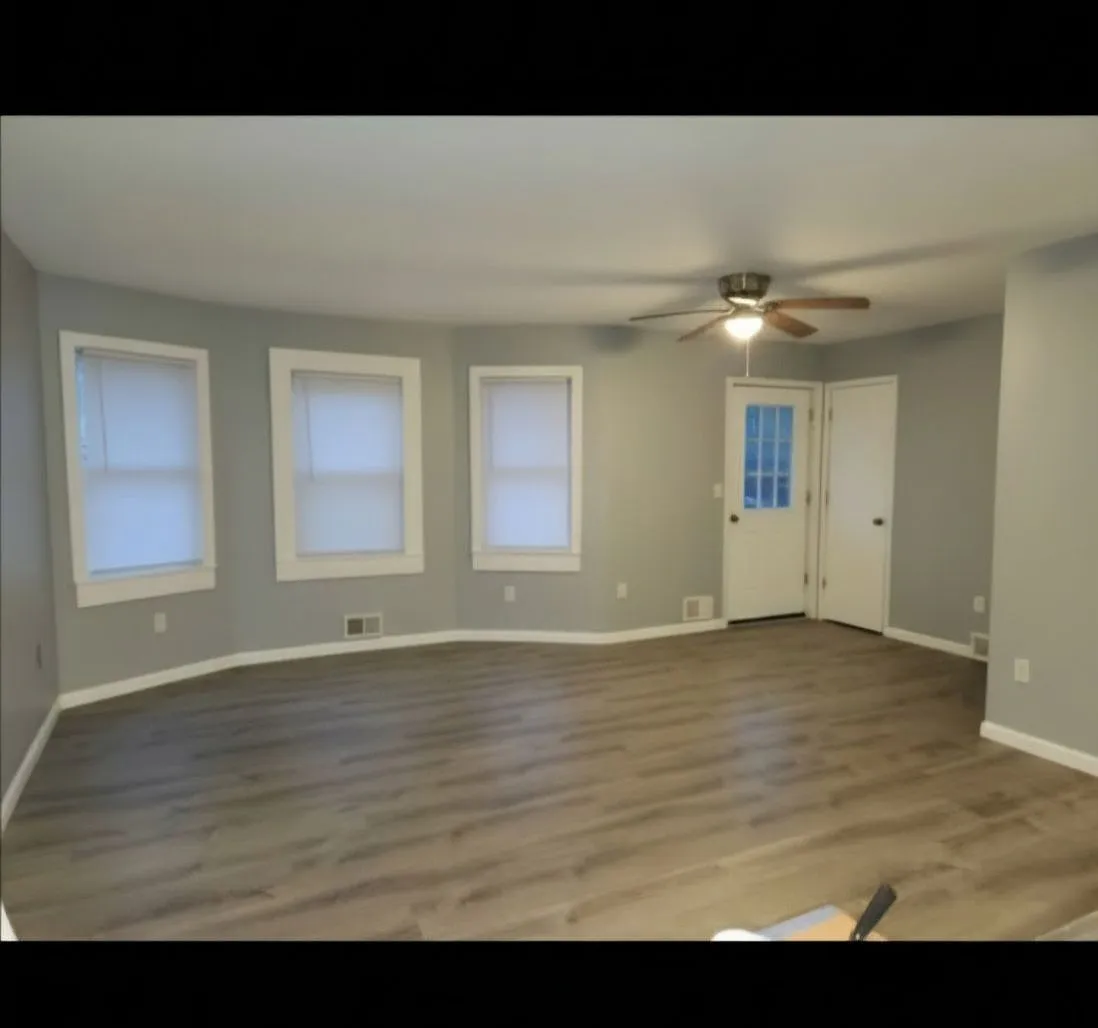 3 bed, 1.0 bath, $1,650 — Photo 3