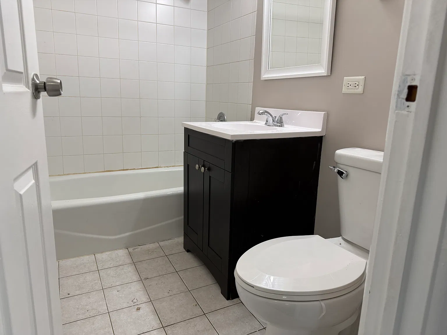 2 bed, $1,800 — Photo 4