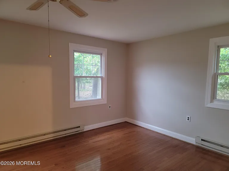 16 Chelsea Dr — Photo 30