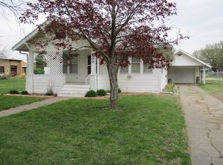 500 E Main St, Glasco, KS 67445