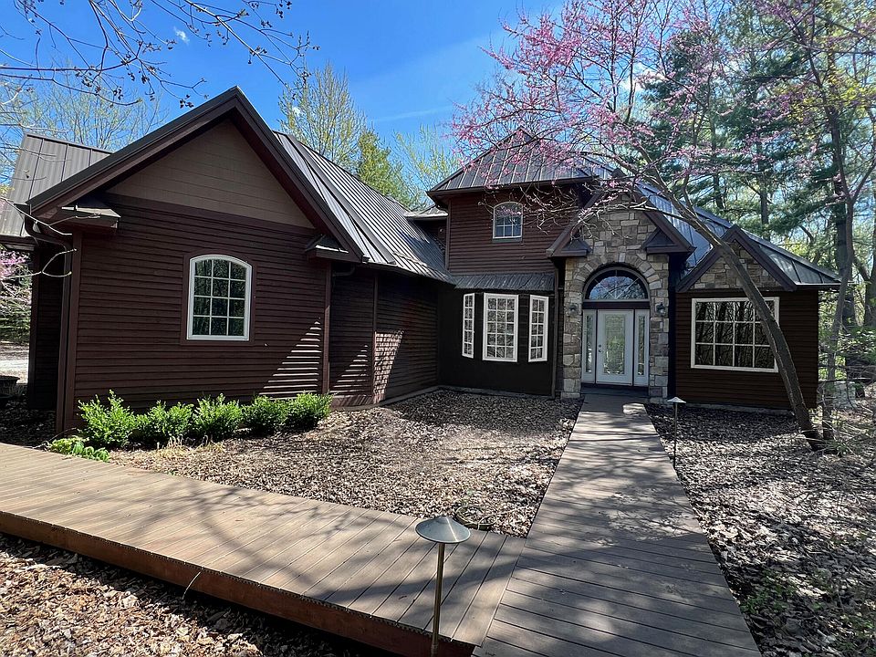 1st image of 5650 Lily Ln