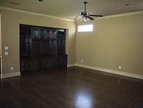 5th image of 3609 Vineyard Way