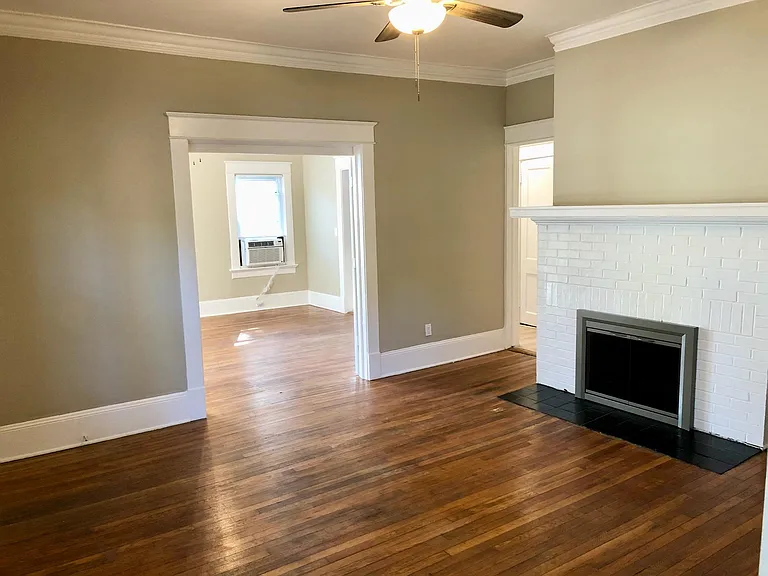 1062 Monroe Dr NE — Photo 5