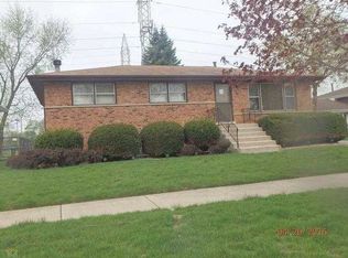 10348 S Michael Dr, Palos Hills, IL