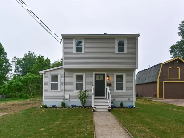 23 Whipple St, Weymouth, MA 02190