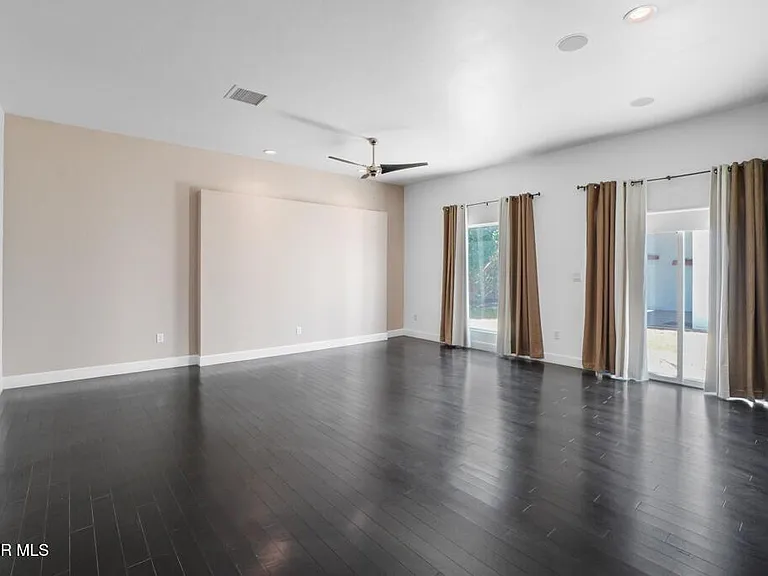 6324 Via Serena Dr — Photo 11