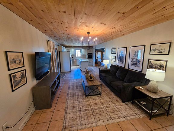 3rd image of 2485 Denton Valley Rd