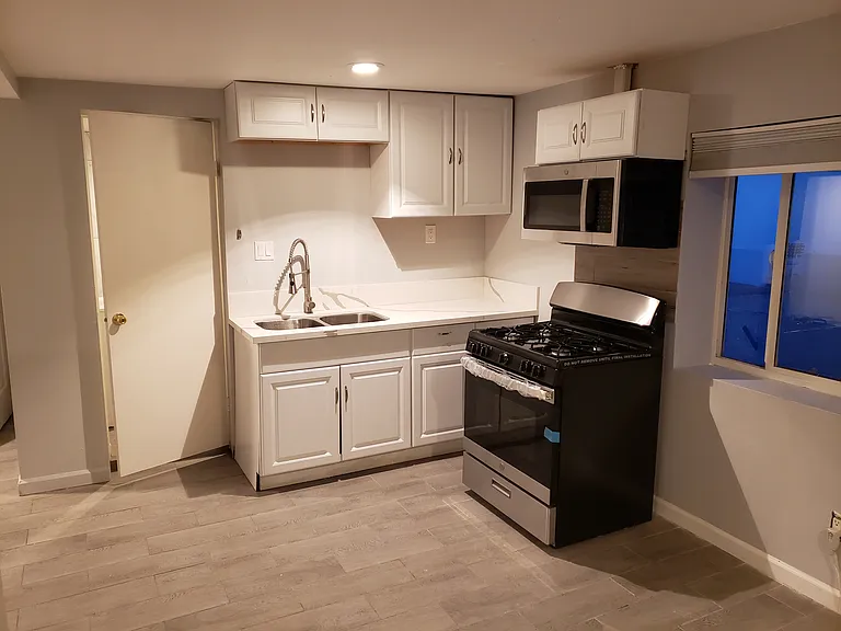 66012 Estrella Ave #7 — Photo 5