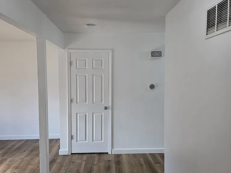 11260 College Ave — Photo 28