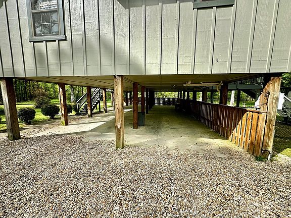 5th image of 389 Evergreen Church Rd