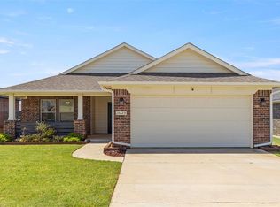 15725 Bennett Dr, Edmond, OK 73013