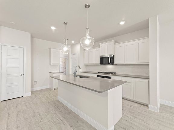 7th image of this home