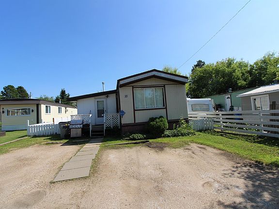 2nd image of 9501 104th Ave #10