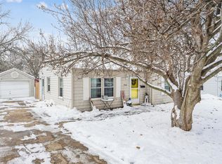 7016 Palm Dr, Urbandale, IA 50322