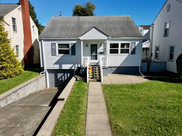 1451 Nottaway Dr, Wheeling, WV 26003