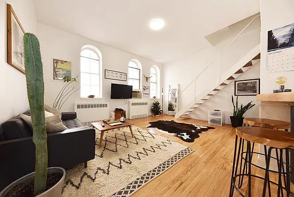 Rented by Buchbinder & Warren | media 15
