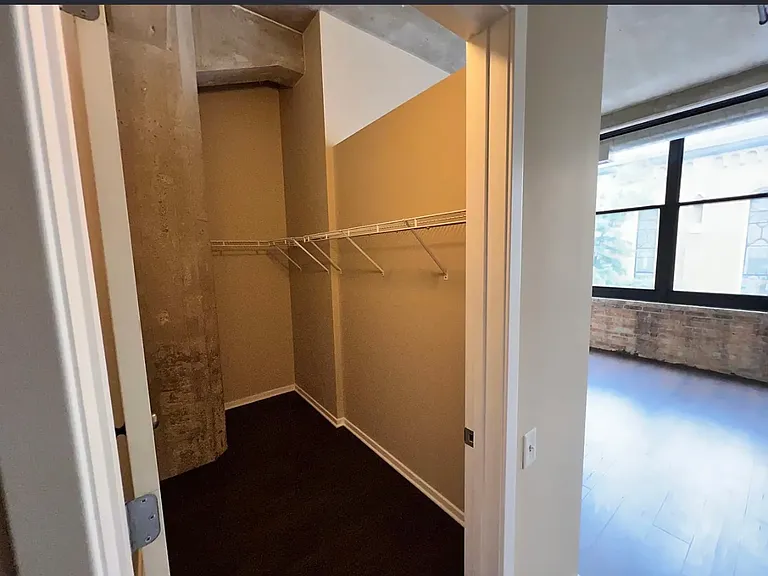 210 S Desplaines St #207 — Photo 12