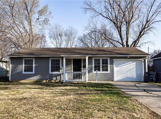 132 Hackberry St, Independence, KS 67301