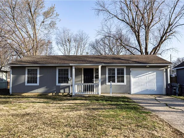 132 Hackberry St, Independence, KS 67301