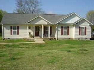 870 Cedar Mountain Rd, Mayodan, NC 27027