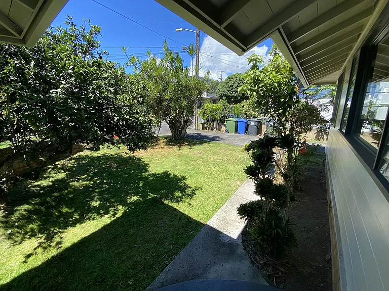 55 Akamu Pl — Photo 4