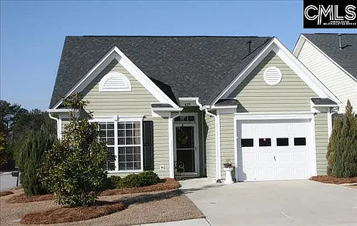 429 White Cedar Dr Photo 1