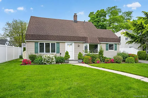 37 Silver Ln Photo 1