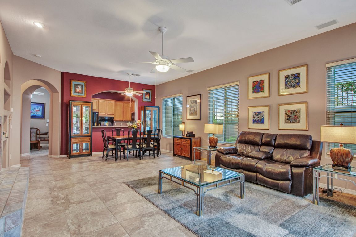 07-Living-room-(3)