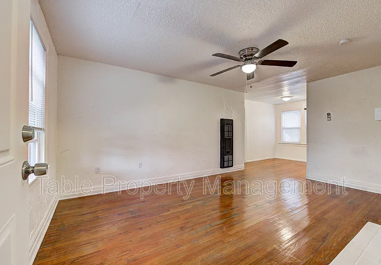 3200 NW 16th St #1/2 — Photo 10