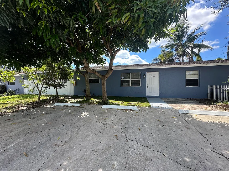 4564 Gulfstream Rd