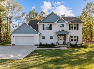 445 Myra Rd, Raeford, NC 28376