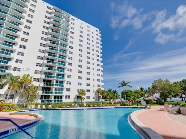 3001 S Ocean Dr, Hollywood, FL