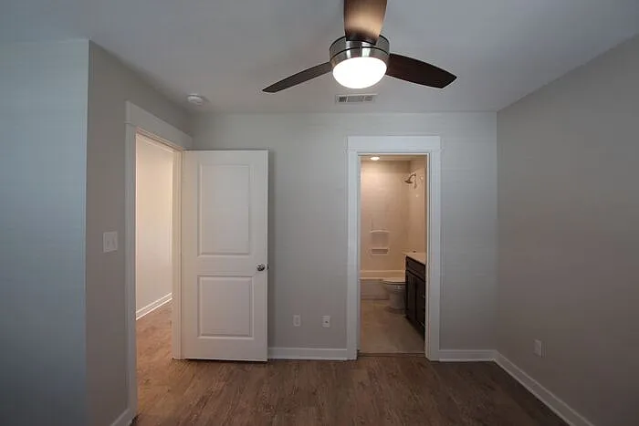 307 N Henry St #15 — Photo 19
