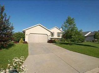 1110 Virdon Dr, Sun Prairie, WI 53590