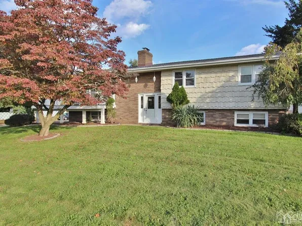 401 Walter St, South Plainfield, NJ 07080