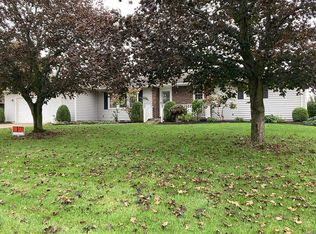 103 Debra Dr, Botkins, OH 45306