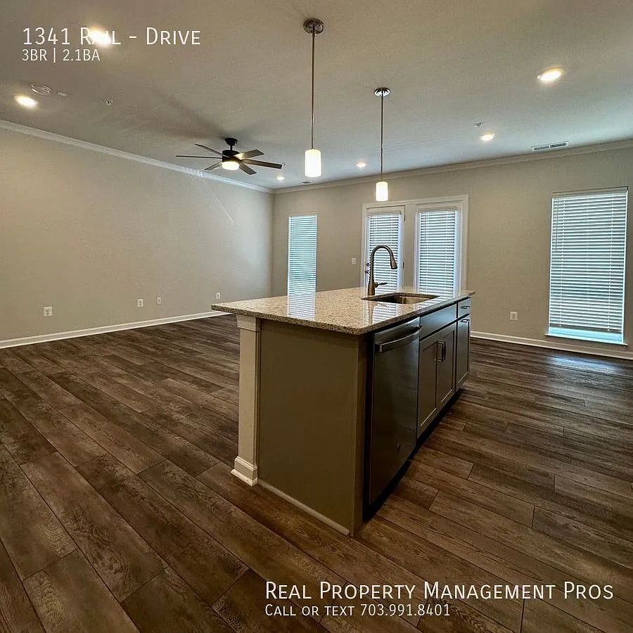 Stunning 3-Level Condo with Garage in Desirable Rippon Landing! — Photo 4