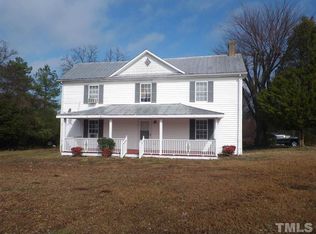 107 Lakepointe Dr, Manson, NC 27553