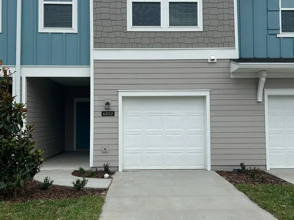 6850 Golden Monarch Ave, Jacksonville, FL 32217