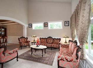 16300 81st Pl NE, Kenmore, WA 98028