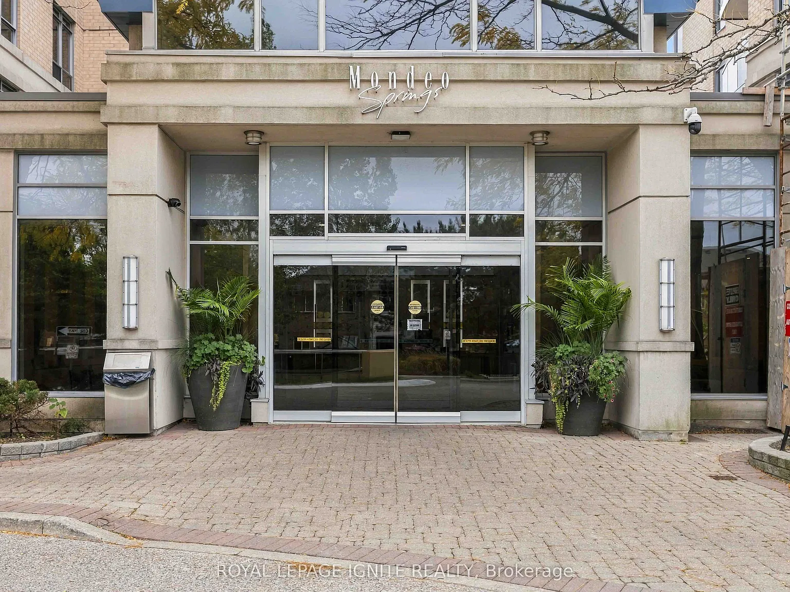 2 bed, $2,249 — Photo 3