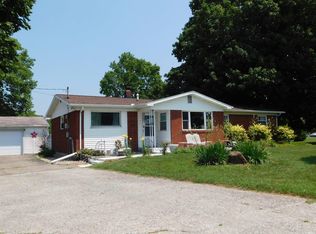 1502 W Blair Pike Rd, Peru, IN 46970