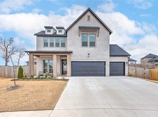 1429 George Robbins Ln, Cave Springs, AR 72718