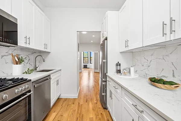 Rented by Freestone Property Group | media 8