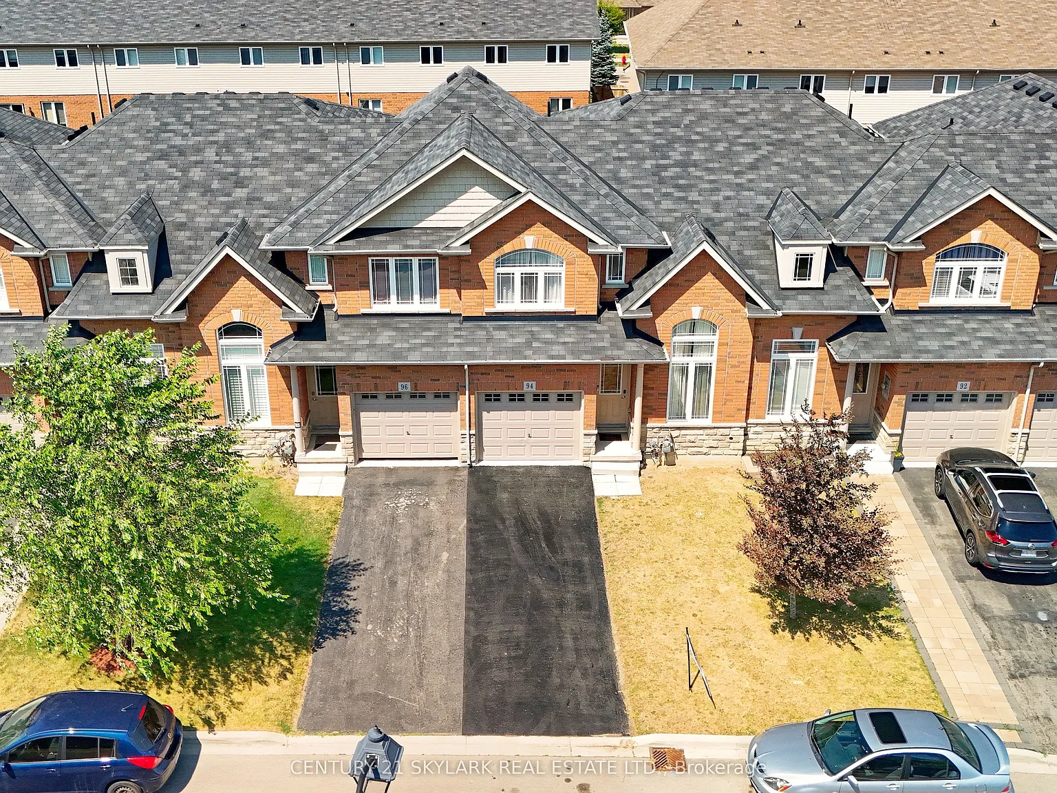 3 bed, $2,999 — Photo 2