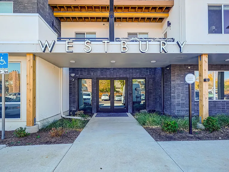 Westbury Apartments — Photo 23