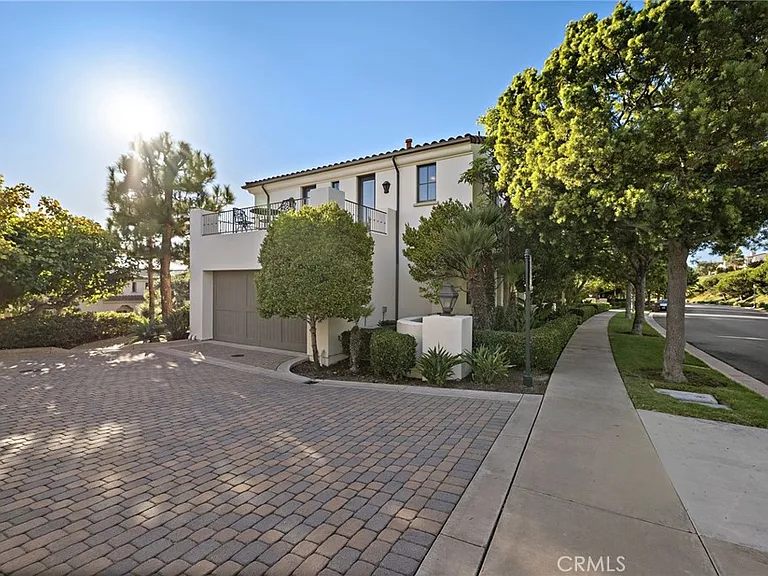 110 Sidney Bay Dr — Photo 16