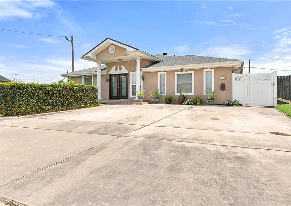 1st image of 1713 Vegas Dr