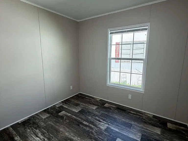 1301 Devils Glen Rd #4 — Photo 4
